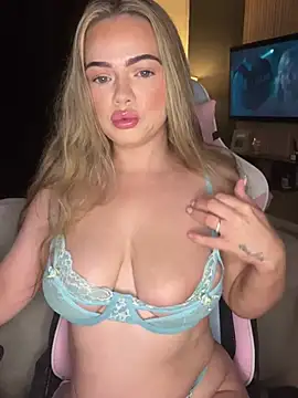 chelsiekink3 online show from 01.22.25