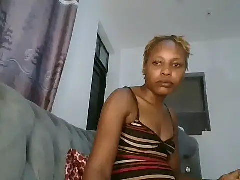 Candykitten online show from 03.15.25