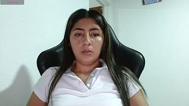 Snapshot of danna_peterson1 chatting on 05.07.26 danna peterson1 online show from 05.07.26