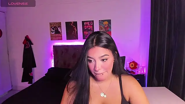 Mariana Hasper  online show from 10.10.25