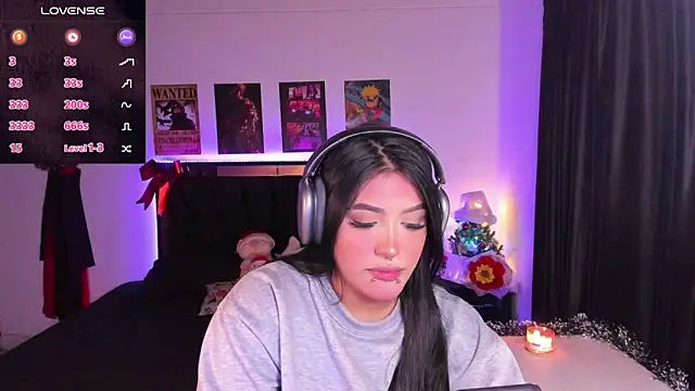 Mariana Hasper  online show from 12.15.25