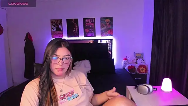 Mariana Hasper  online show from 02.28.26