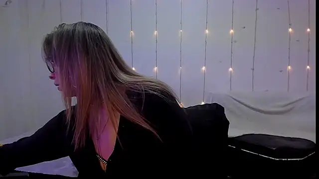 MichelleManson online show from 01.31.25