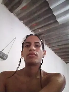 Snapshot of AlexaWarner chatting on 11.03.25 AlexaWarner online show from 11.03.25