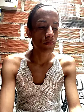 Snapshot of AlexaWarner chatting on 03.17.26 AlexaWarner online show from 03.17.26