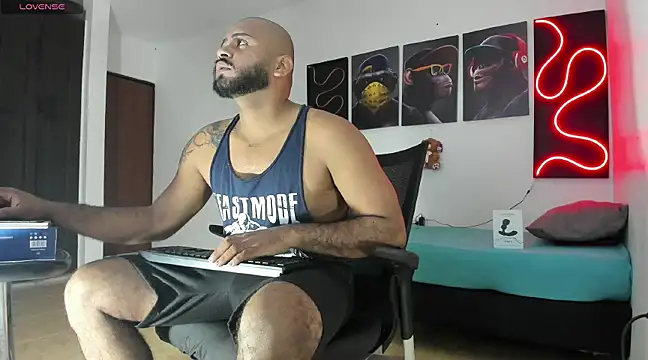 Snapshot of Hardboy_latin chatting on 03.02.25 Hardboy latin online show from 03.02.25