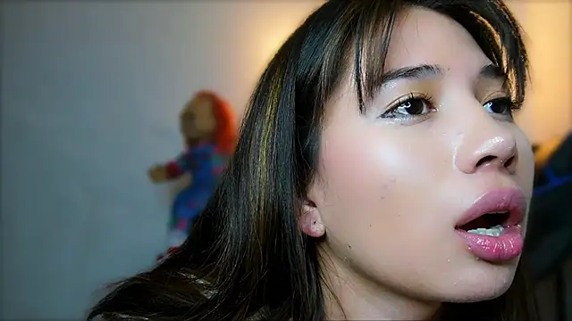 Snapshot of AlessiaVix chatting on 01.31.25 AlessiaVix online show from 01.31.25