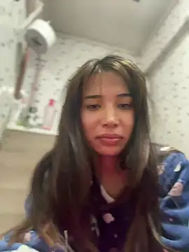 Snapshot of AlessiaVix chatting on 03.13.25 AlessiaVix online show from 03.13.25