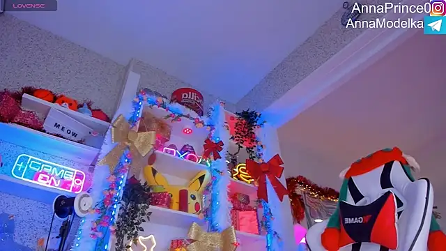 Anna Prince online show from 12.12.24