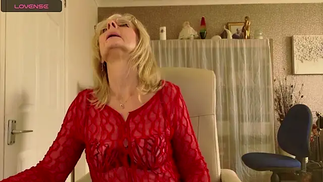 TopazCamgirl online show from 12.03.25