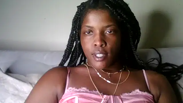 CaramelGoddessxoxo online show from 06.05.26