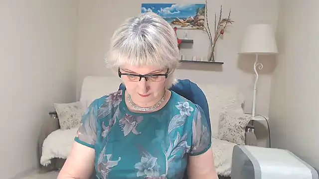 FleurMays online show from 02.09.25