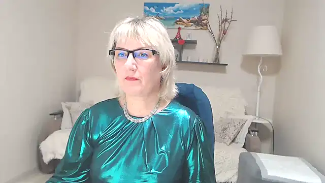 FleurMays online show from 03.05.25