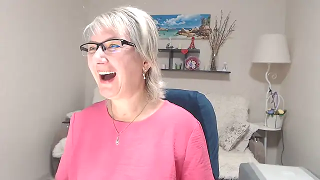 FleurMays online show from 09.28.25