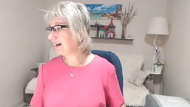 FleurMays online show from 10.17.25