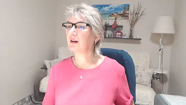 FleurMays online show from 11.02.25