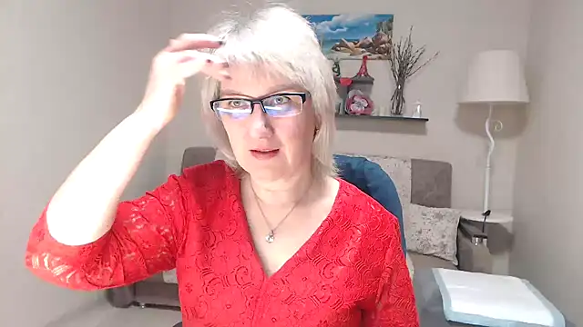 FleurMays online show from 04.12.26