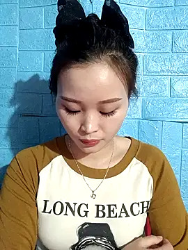 Snapshot of vatb chatting on 12.04.24 vatb online show from 12.04.24