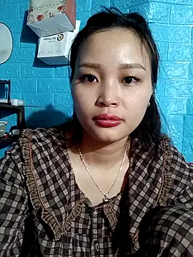 Snapshot of vatb chatting on 12.10.24 vatb online show from 12.10.24