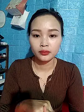 Snapshot of vatb chatting on 12.17.24 vatb online show from 12.17.24