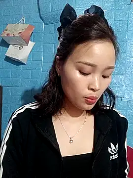 Snapshot of vatb chatting on 12.17.24 vatb online show from 12.17.24