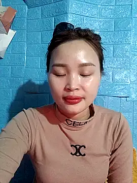 Snapshot of vatb chatting on 01.01.25 vatb online show from 01.01.25