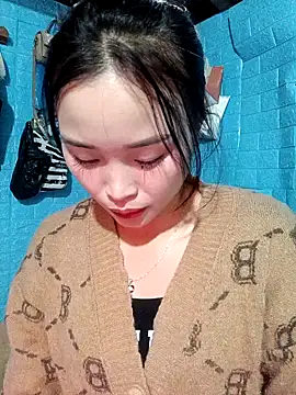 Snapshot of vatb chatting on 02.11.25 vatb online show from 02.11.25