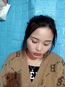 Snapshot of vatb chatting on 02.11.25 vatb online show from 02.11.25