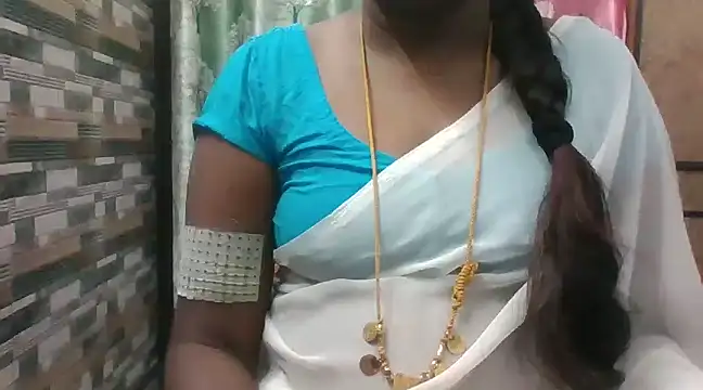 Hot akshara online show from 12.04.24