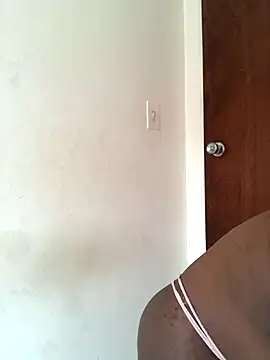 Snapshot of SexyAngeliqua chatting on 09.30.25 SexyAngeliqua online show from 09.30.25