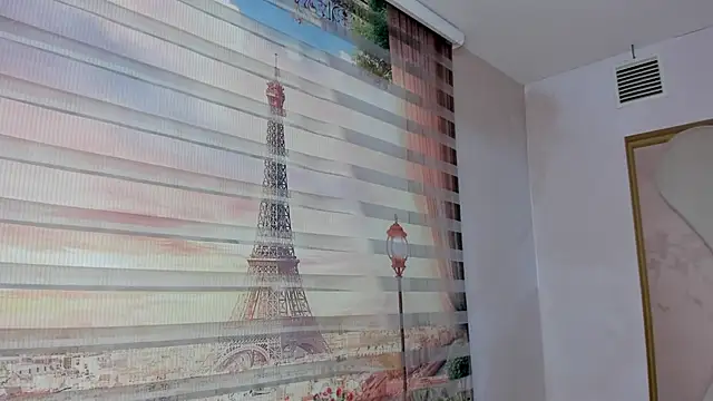 Leah Sweetie online show from 02.28.25