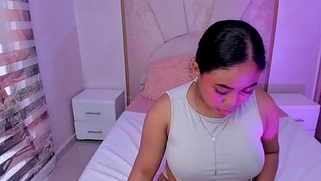 Leah Sweetie online show from 03.01.25