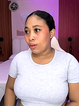 Leah Sweetie online show from 10.22.25