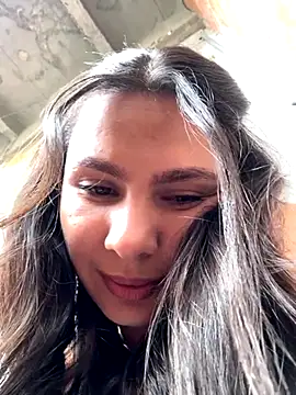 Snapshot of SofiaG_ chatting on 09.18.25 SofiaG online show from 09.18.25