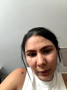 Snapshot of SofiaG_ chatting on 09.20.25 SofiaG online show from 09.20.25
