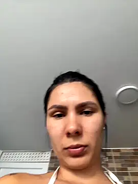 SofiaG  online show from 10.05.25