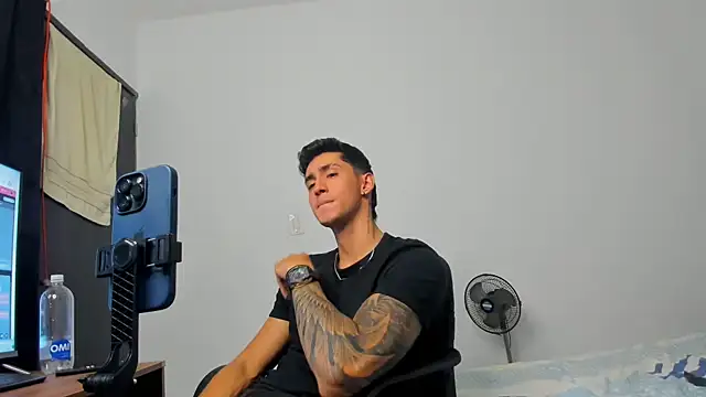 OliverBennet online show from 01.08.25