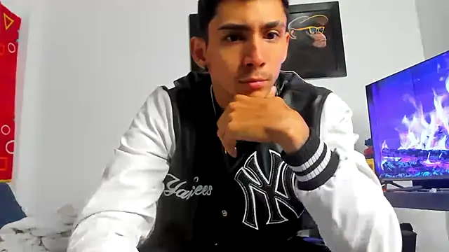 OliverBennet online show from 10.10.25