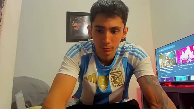 OliverBennet online show from 10.19.25