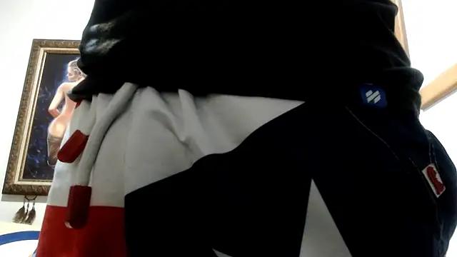 Snapshot of nicolay_74 chatting on 10.14.25 nicolay 74 online show from 10.14.25