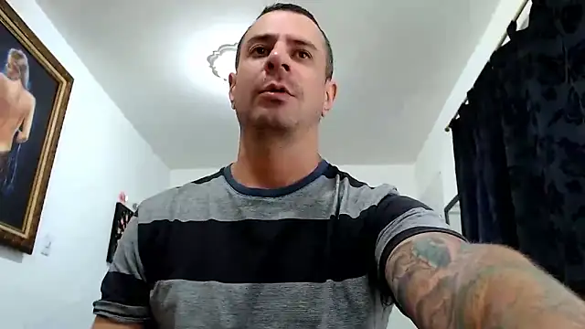 Snapshot of nicolay_74 chatting on 11.06.25 nicolay 74 online show from 11.06.25