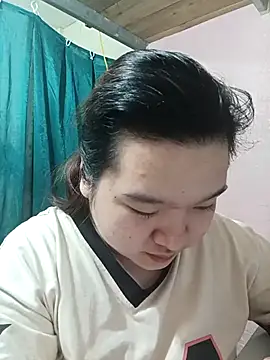 Snapshot of Thomgdee chatting on 02.11.26 Thomgdee online show from 02.11.26