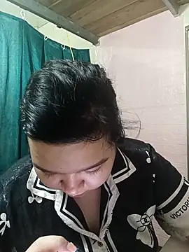 Snapshot of Thomgdee chatting on 02.13.26 Thomgdee online show from 02.13.26