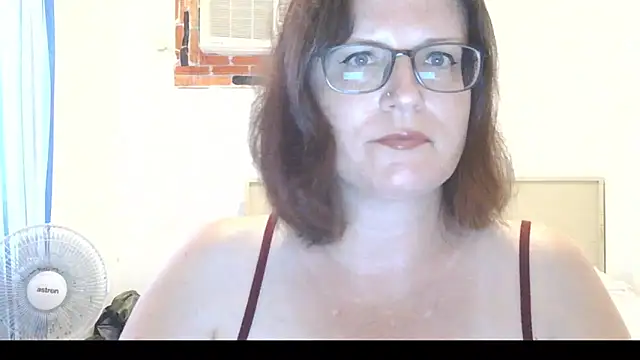 CrimsonMistress online show from 03.19.26