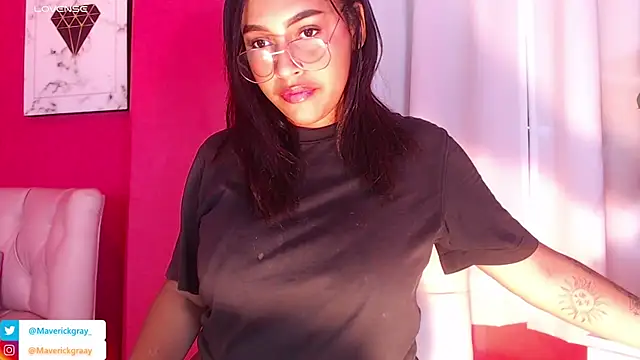 Snapshot of MaverickGray chatting on 01.14.25 MaverickGray online show from 01.14.25