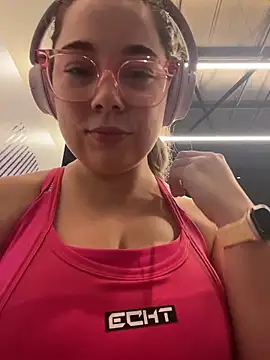 brooklynivy online show from 02.02.26