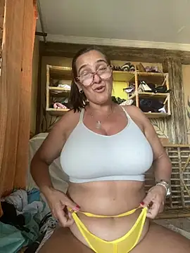 Snapshot of anastasia_and_jordan chatting on 02.07.25 anastasia and jordan online show from 02.07.25