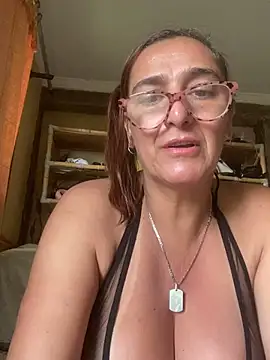 Snapshot of anastasia_and_jordan chatting on 02.08.25 anastasia and jordan online show from 02.08.25