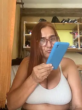 Snapshot of anastasia_and_jordan chatting on 02.12.25 anastasia and jordan online show from 02.12.25