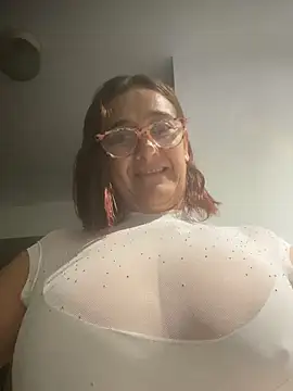 Snapshot of anastasia_and_jordan chatting on 09.30.25 anastasia and jordan online show from 09.30.25